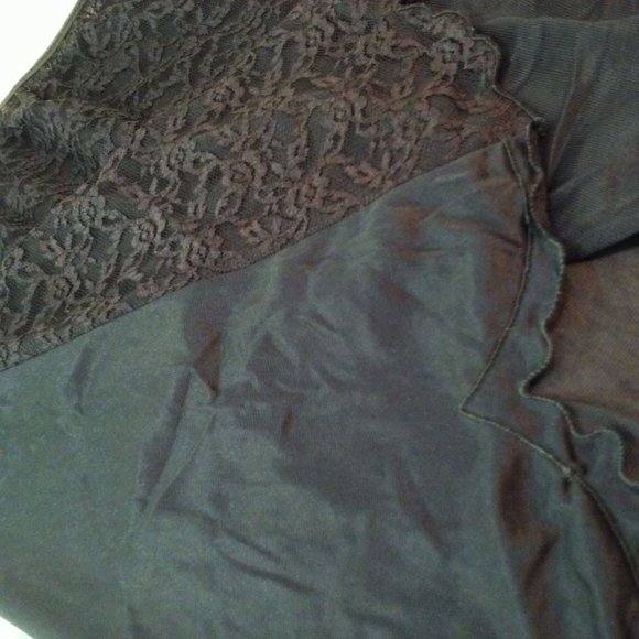 Vintage 70s-80s Lingerie Half Slip Skirt -M Scalloped Lace Layer Applique Nylon - Picture 9 of 11